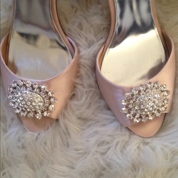 Badgley Mischka Blush Heels - Picture 4 of 5